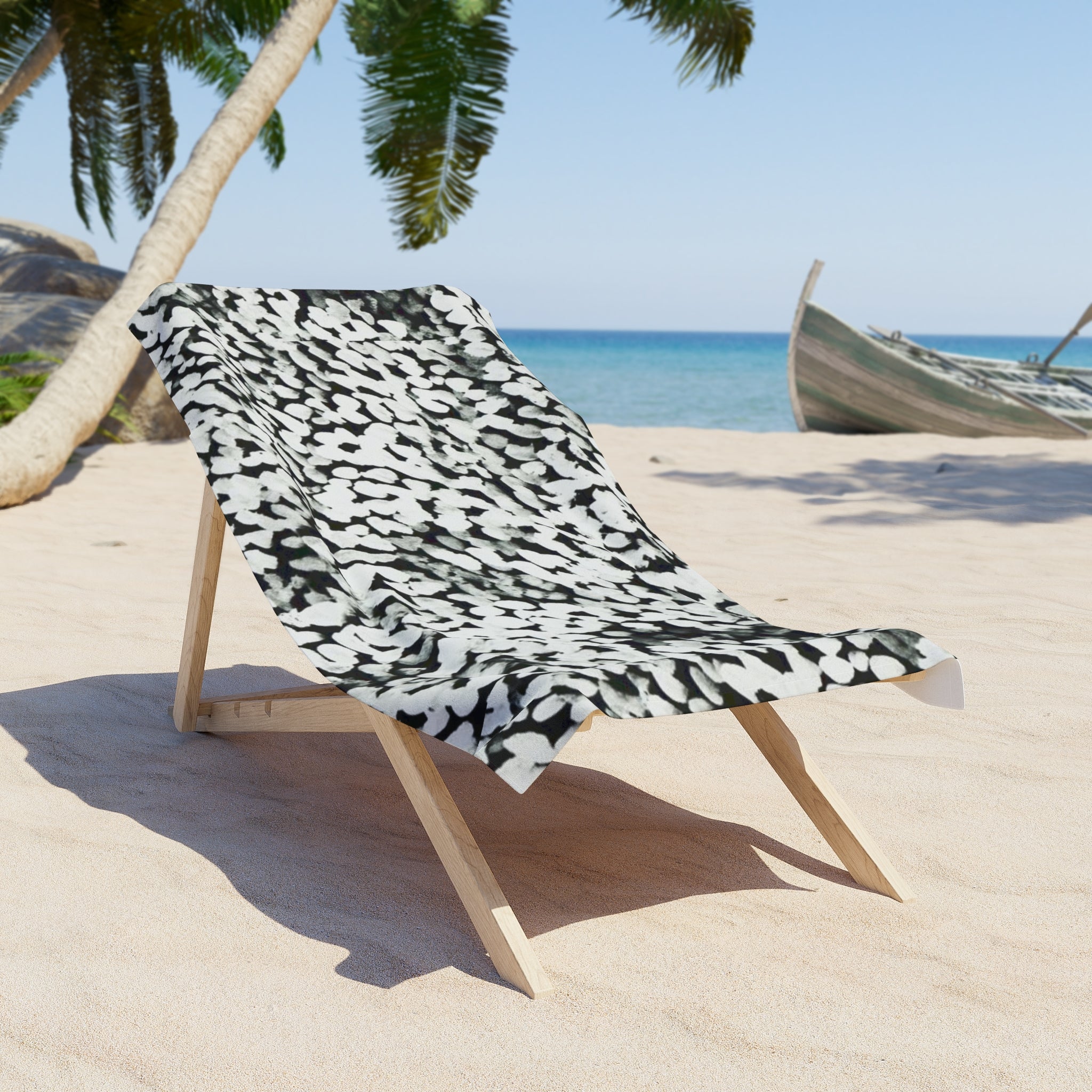 Black & White Abstract Spot Pattern Beach Towel — Modern Monochrome Seashore Towel